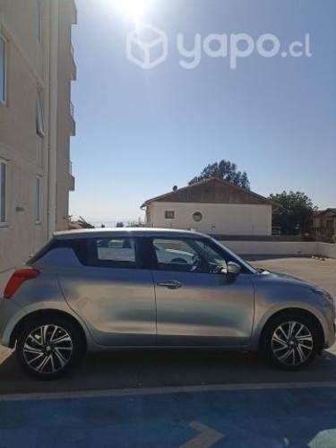 Suzuki Swift versión GLX plus 2022