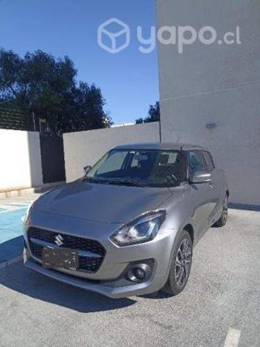 Suzuki Swift versión GLX plus 2022