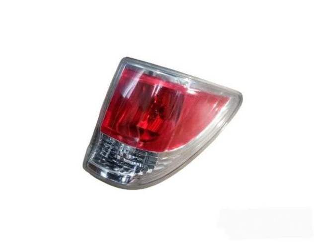 Foco Trasero Copiloto Mazda BT Detalle