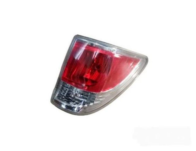 Foco Trasero Copiloto Mazda BT Detalle