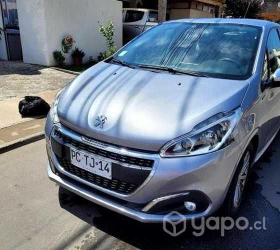 Peugeot 208 2020