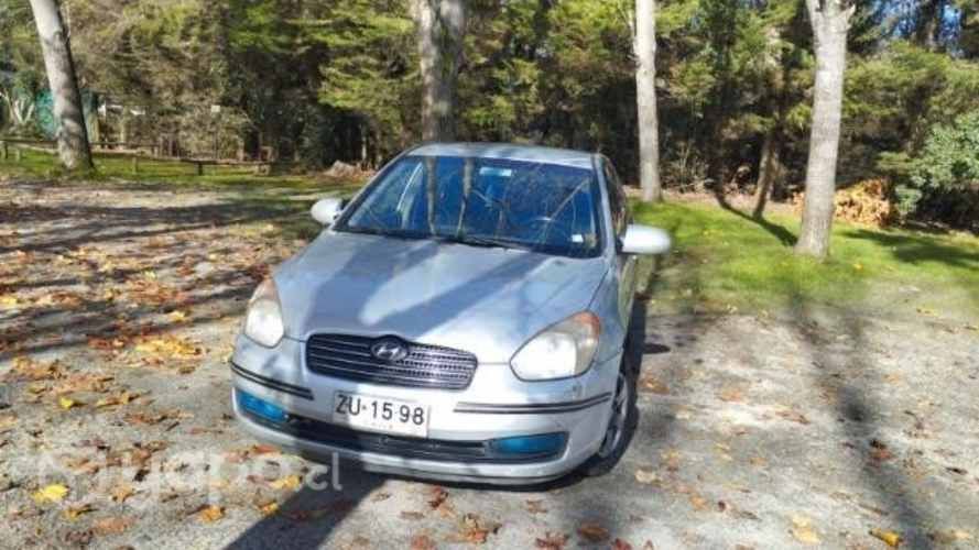 Hyundai accent 2006