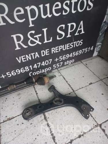 Bandeja delantera derecha Toyota rav4 2018