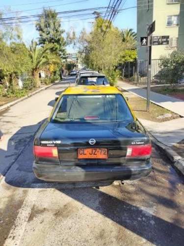 Taxi Nissan V16 2010