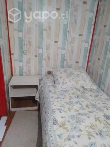 Se arrienda habitacion