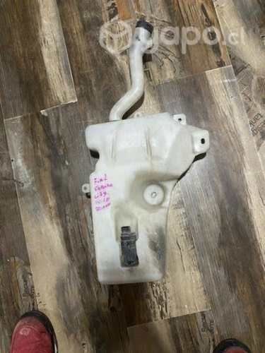 Deposito limpia parabrisas Fiat fiorino city 2018