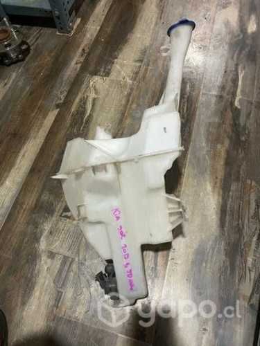 Deposito limpia parabrisas kia soul año 2017