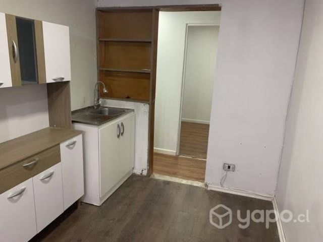 Arriendo departamento en segundo piso