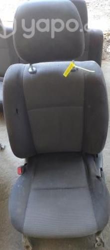 Juego Asientos Detalle Tapiz Conductor Mazda BT50