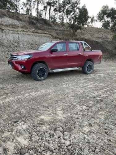 Toyota Hilux 2021 4x4 impecable