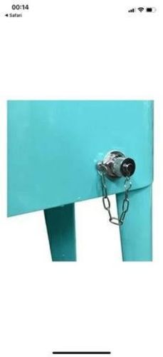 Cooler retro turquesa con manilla y ruedas 60 lts