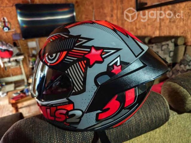 Casco nuevo con 2 micas se vende o permuta