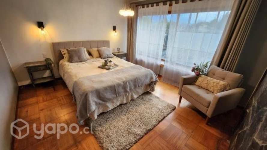 Vendo Parcela dentro de la Ciudad 950mt2 con 2 Casas, 3 Cabañas. Total: 10 Dormitorios, 5 Baños
