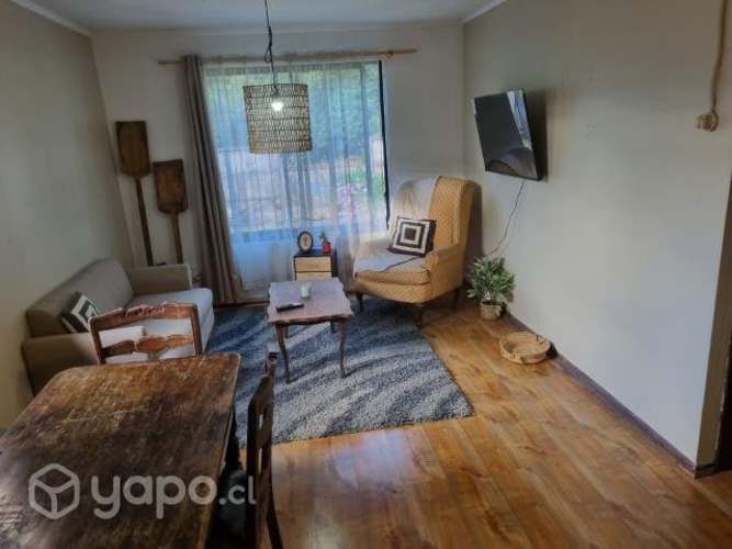 Vendo Parcela dentro de la Ciudad 950mt2 con 2 Casas, 3 Cabañas. Total: 10 Dormitorios, 5 Baños