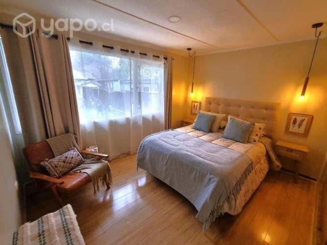 Vendo Parcela dentro de la Ciudad 950mt2 con 2 Casas, 3 Cabañas. Total: 10 Dormitorios, 5 Baños