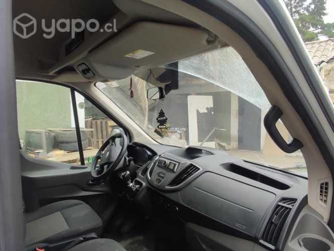 Vendo ford transit 2022. excelente estado