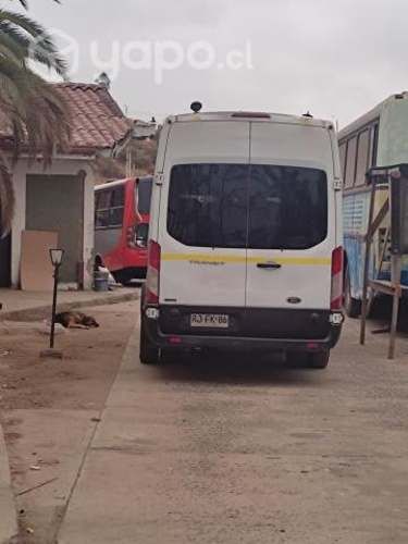 Vendo ford transit 2022. excelente estado
