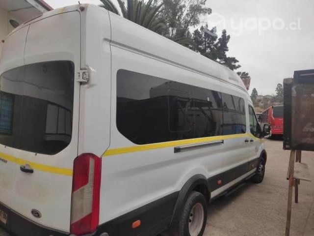Vendo ford transit 2022. excelente estado
