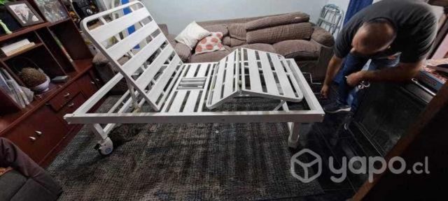 Cama clinica excelente estado.poco uso