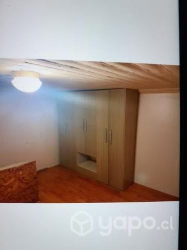 Arriendo pieda con baño privado