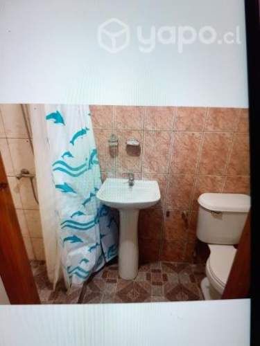 Arriendo pieda con baño privado