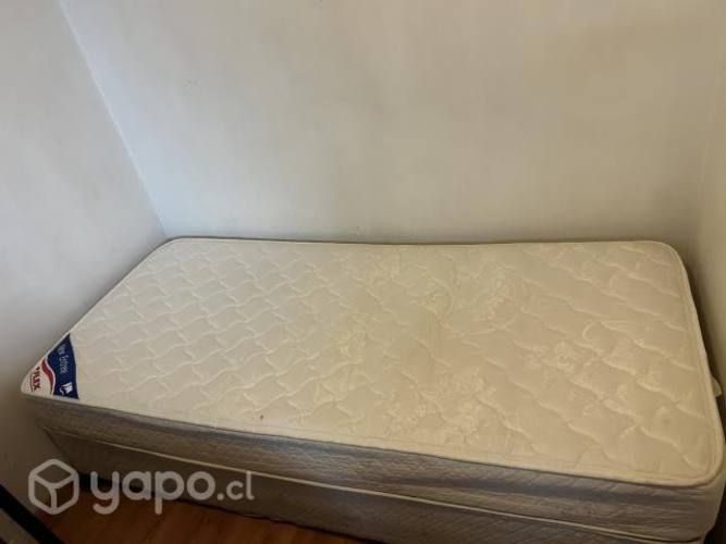 Cama base con colchón