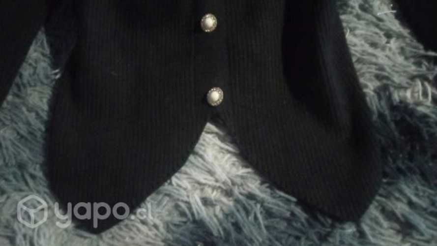 Linda polera elegante de mujer