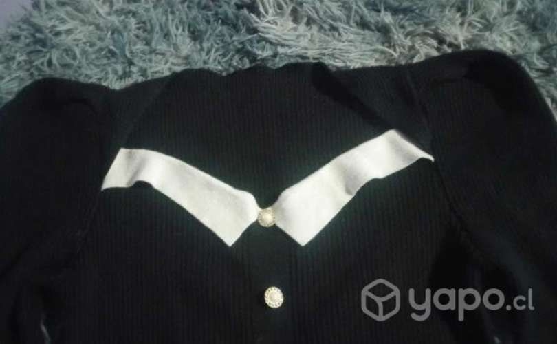 Linda polera elegante de mujer