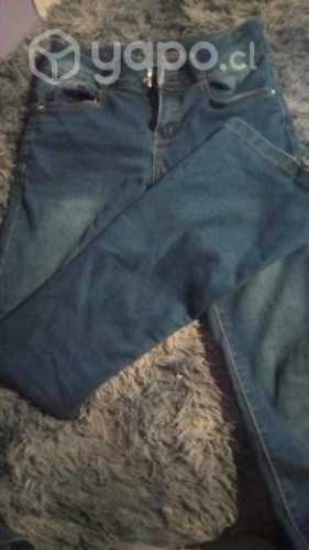 Jean acampanado a la cintura marca 911