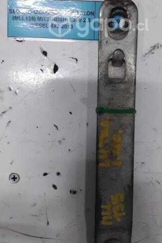 Seguro Izq Portalon (MLL135) Mitsubishi L200 2.5
