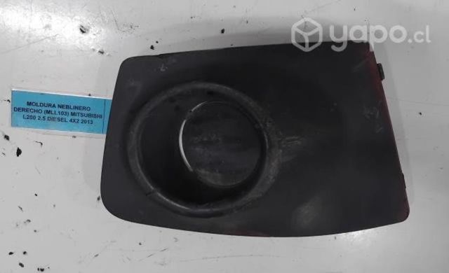 Moldura Neblinero Der (MLL103) Mitsubishi L200 2.5
