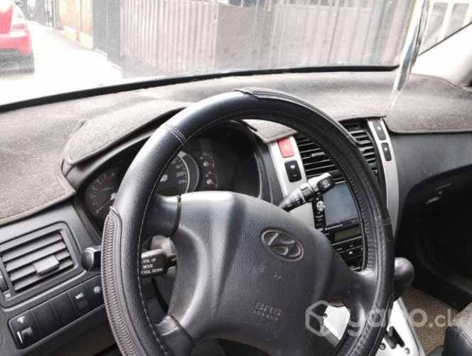 HYUNDAI TUCSON , año 2006