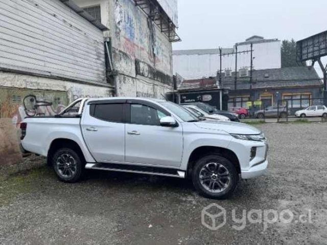 Mitsubishi Dakar hp at