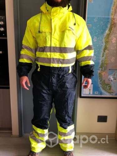 Traje térmico para lluvia y nieve