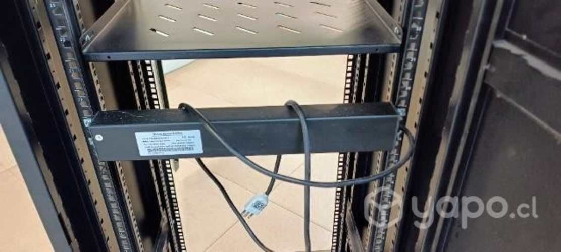 RACK LINKMADE 32U Puerta de vidrio