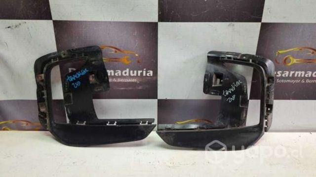 Mensula neblinero Tracker 2021 a 2024 Rh/Lh 2.1