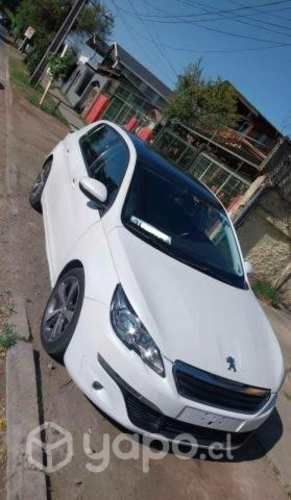 Vendo mi auto Peugeot 308 ALLLURE 1.2 año 2016