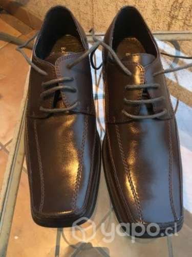 Zapatos de hombre café oscuro