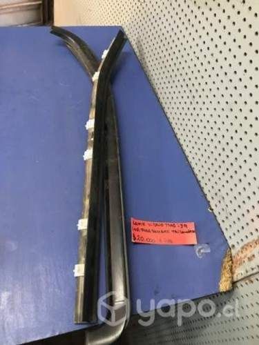 Moldura lame vidrio tras izq Ford Ranger 2007-2012