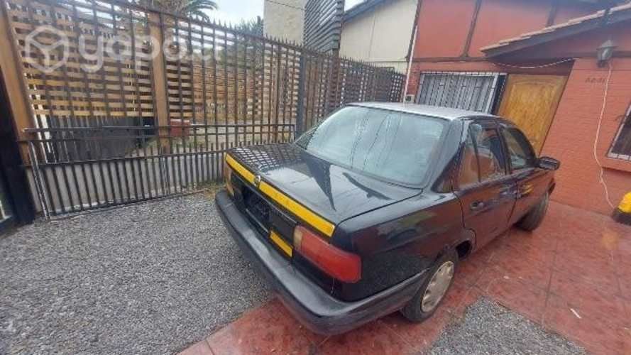 NISSAN V16 V16, año 2010