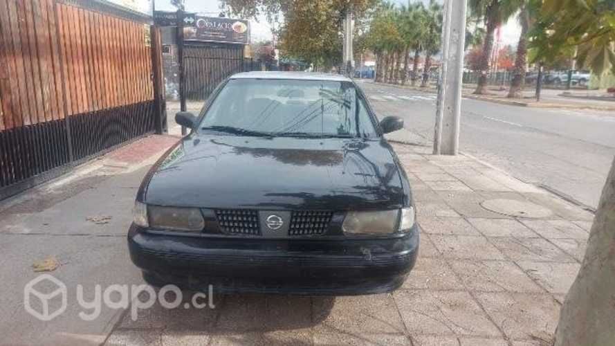 NISSAN V16 V16, año 2010