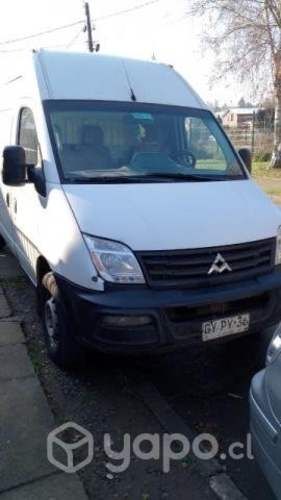 Petrolero motor 2.5 Año 2014