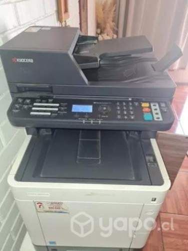 Impresora Multifuncional Láser Color Kyocera M6030