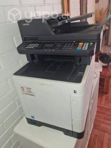 Impresora Multifuncional Láser Color Kyocera M6030