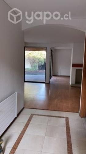 Excelente casa cerca del portal de la Dehesa