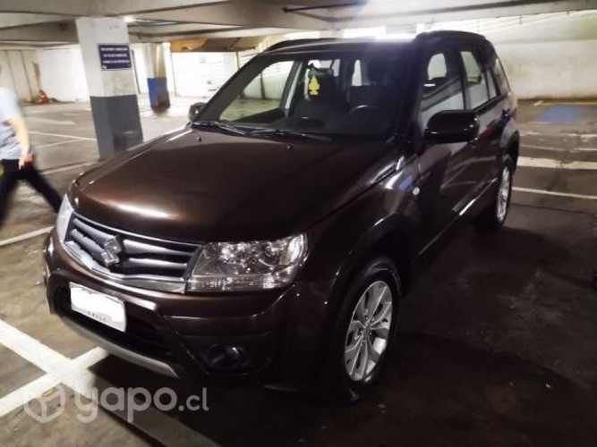 Suzuki grand nomade 2015