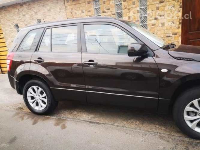 Suzuki grand nomade 2015