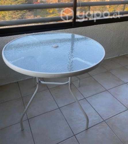Mesa de terraza. Buen estado