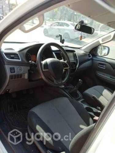 Mitsubishi l200 2019