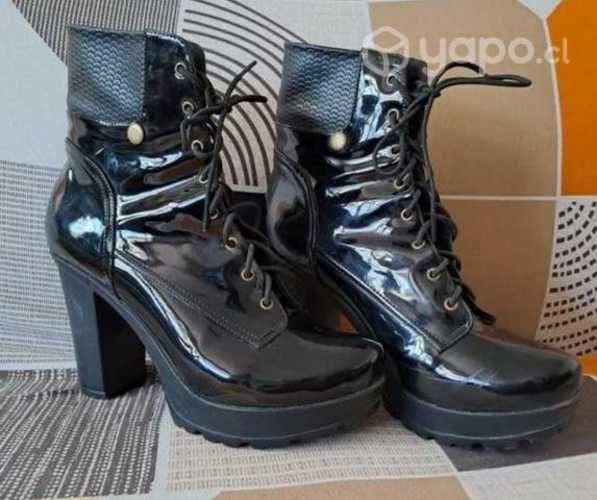 Botines negros